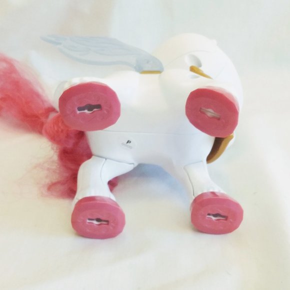 VTech-Sparkling Mia The Unicorn - Picture 10 of 10